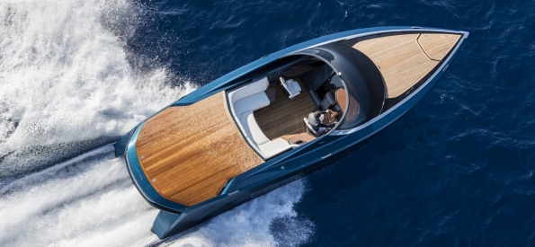Aston Martin Powerboat AM37